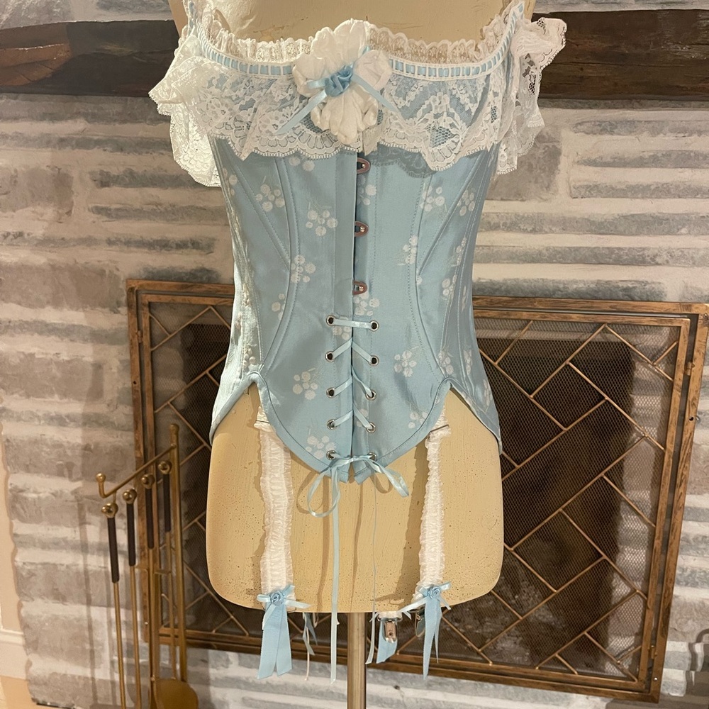 Elegant Blue Lace Corset with Floral Design
